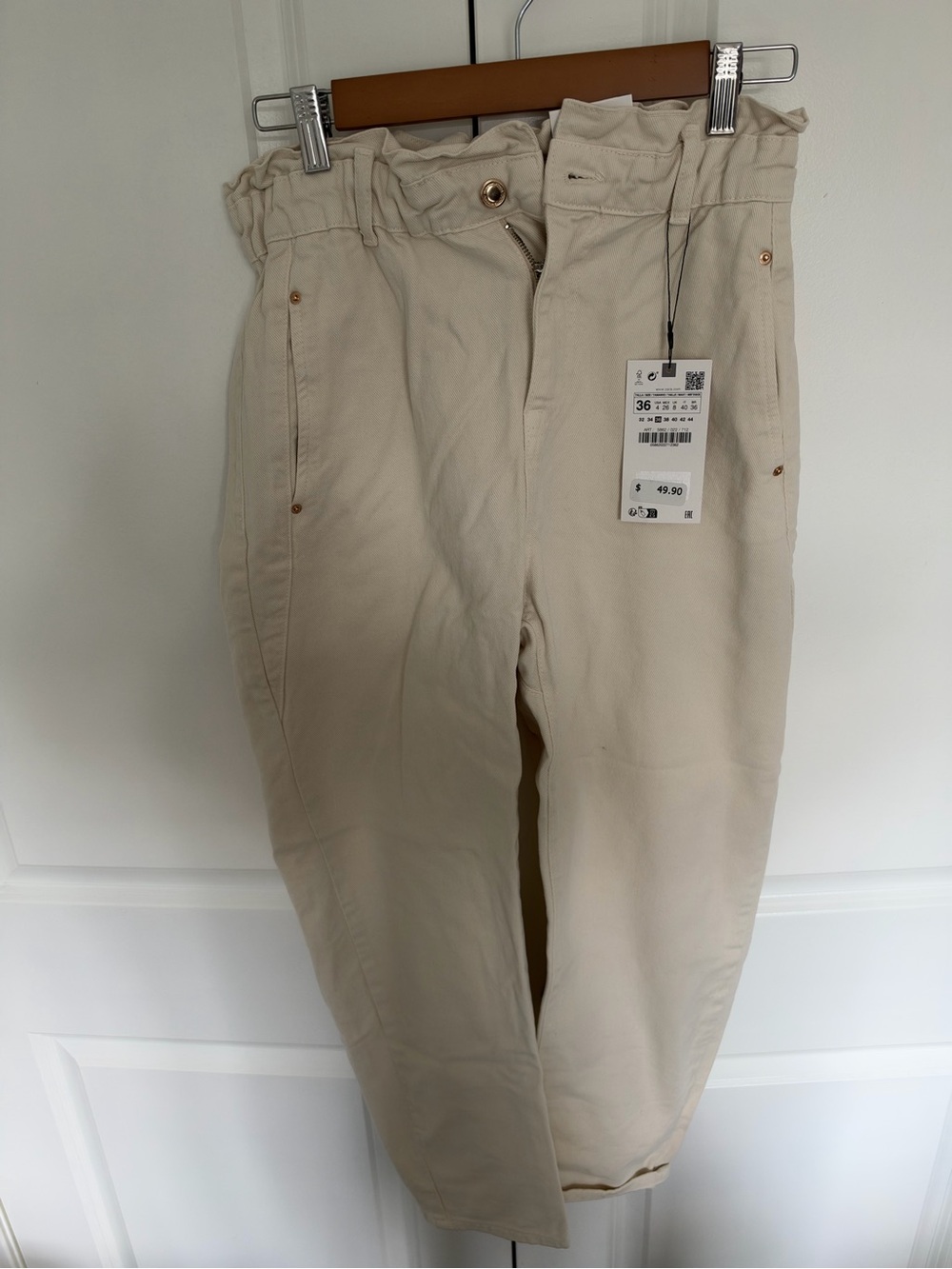 Zara Men's High-Rise Paperbag Chinos - Cream